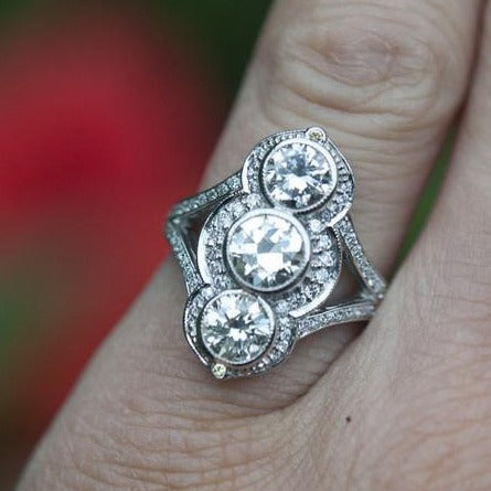 Vintage-Inspired Diamond Engagement Ring