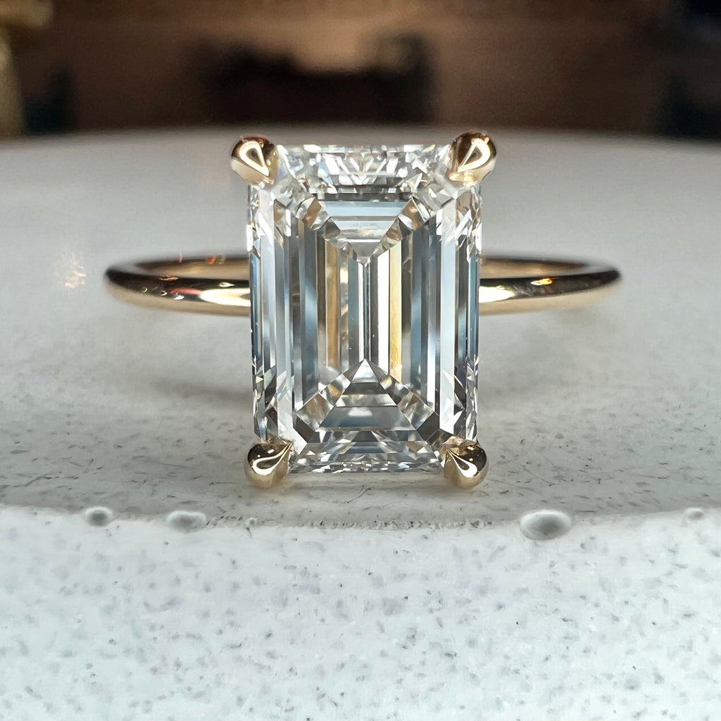 Jessa 1.08ct Oval Lab-Grown Diamond Solitaire Engagement Ring – Unique Engagement  Rings NYC